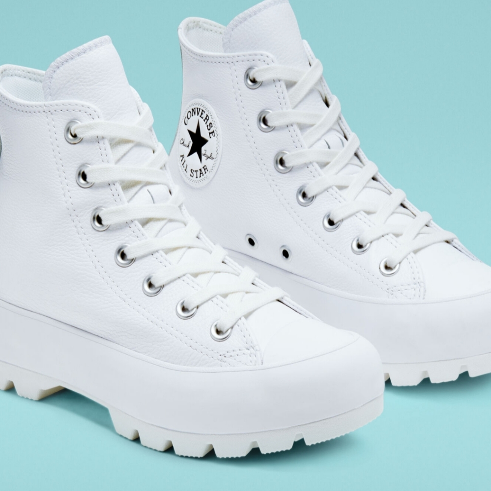Women's Hi Converse CTAS Lugged